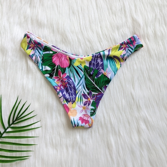 Colorful Tropical floral print bikini bottom size S - Picture 4 of 5